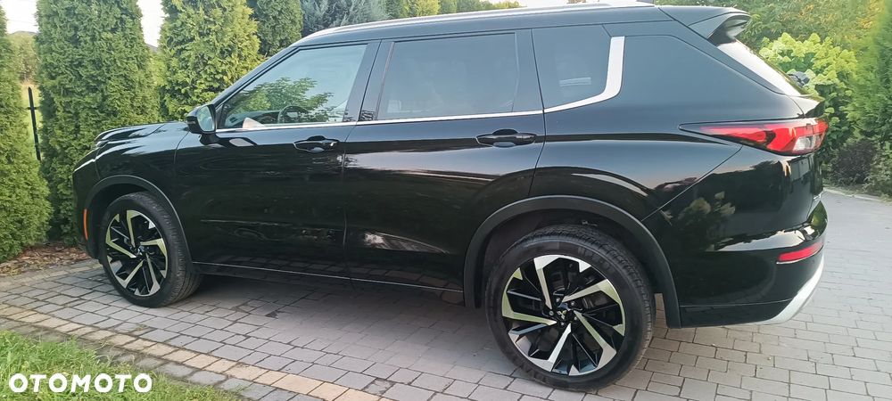 Mitsubishi Outlander - 36