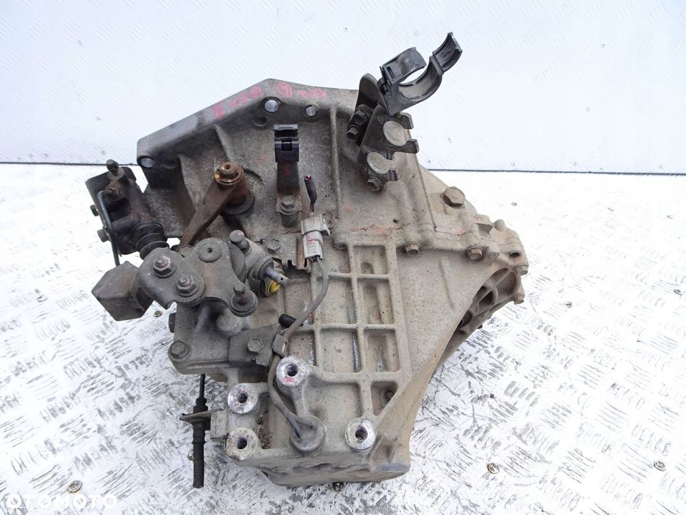 skrzynia biegów toyota yaris iii aygo ii 1.0 benzyna 20tt06 - 4