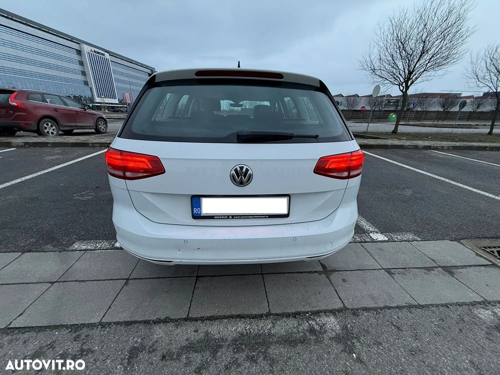 Volkswagen Passat 2.0 TDI SCR DSG Comfortline - 7
