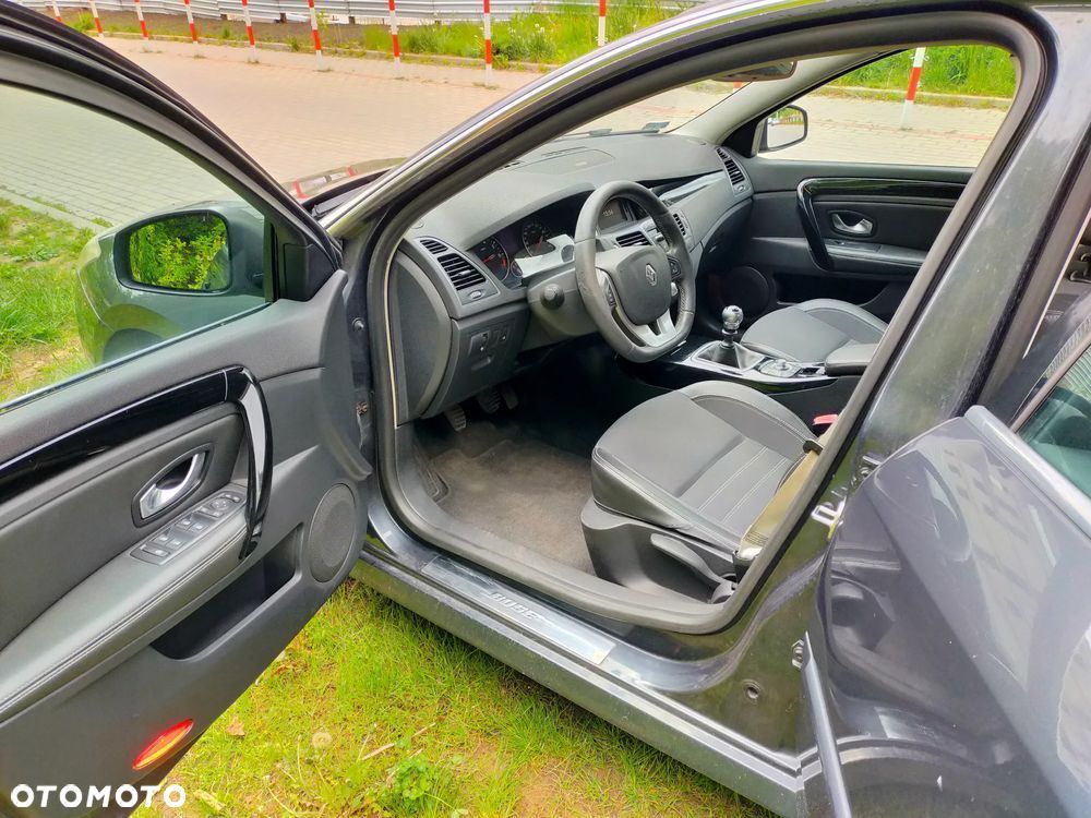Renault Laguna 2.0 Bose Edition - 14