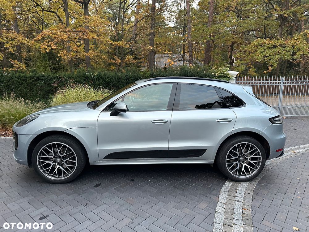 Porsche Macan Standard - 2