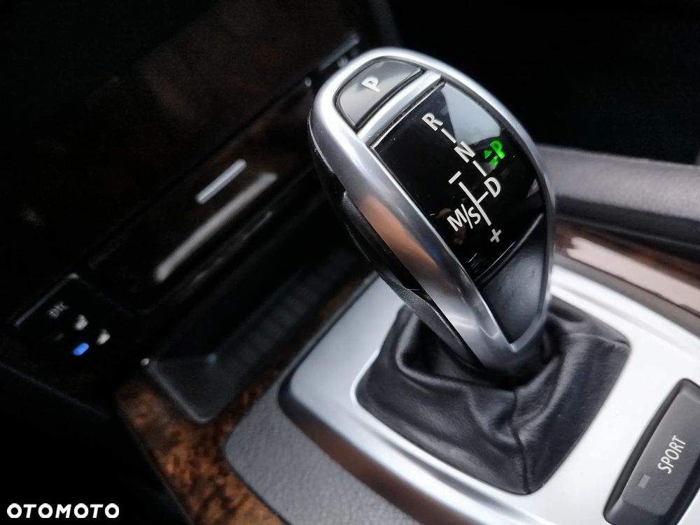 BMW Seria 5 535d - 5
