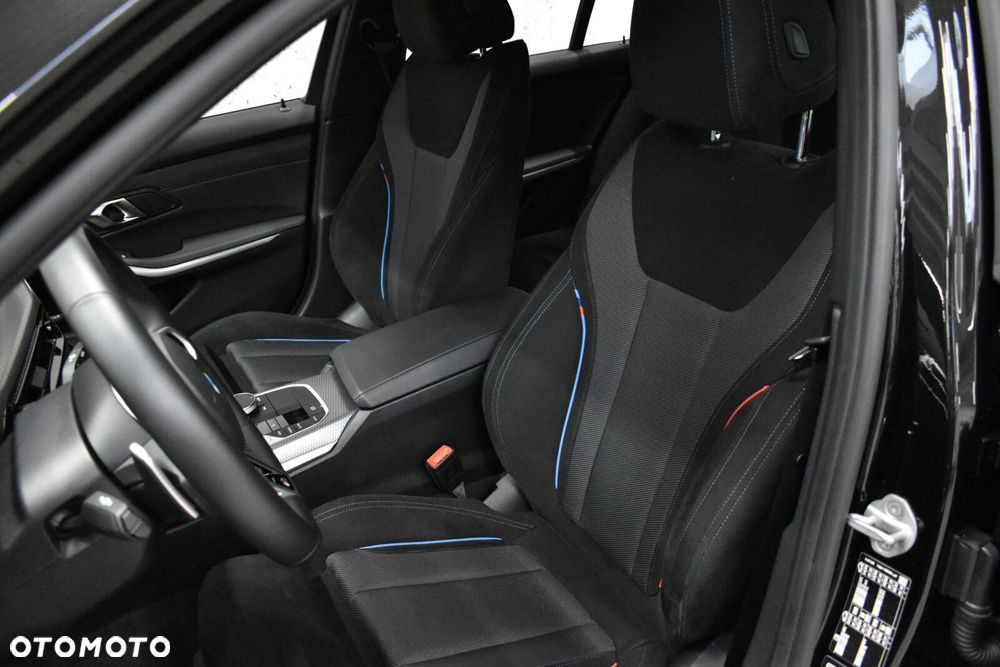 BMW Seria 3 330i xDrive M Sport sport - 9