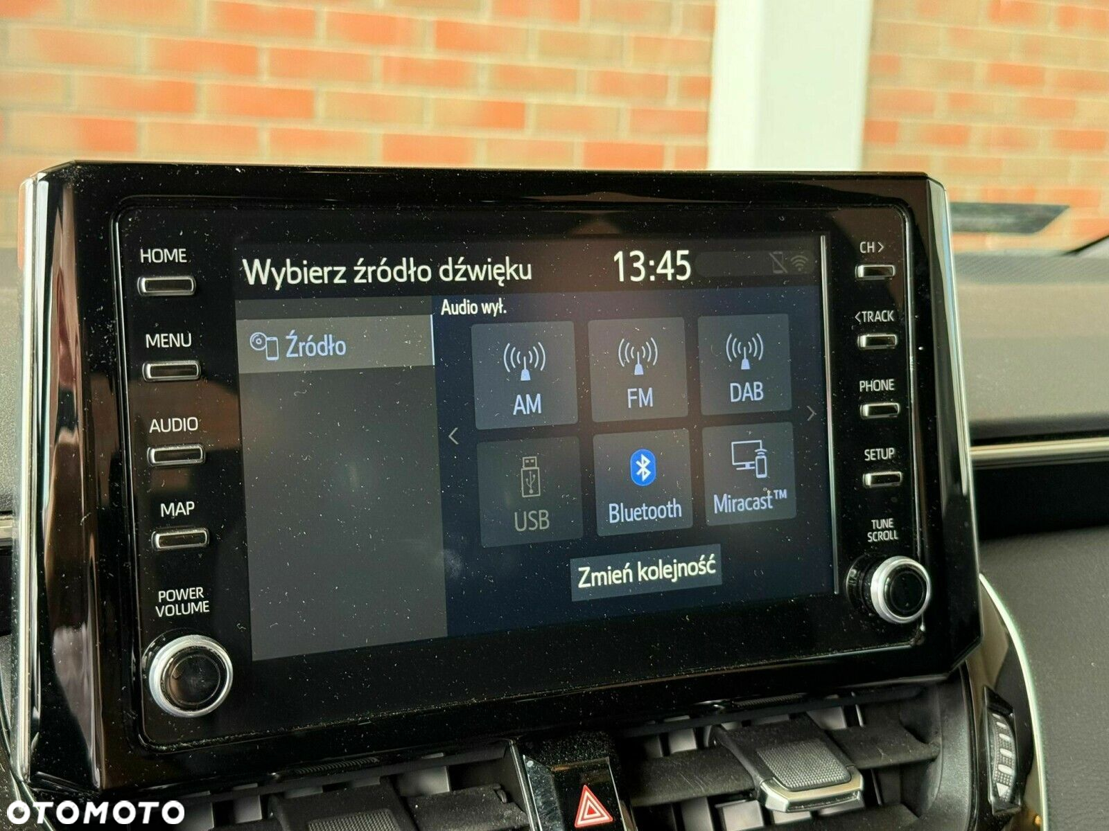 Toyota Corolla - 21