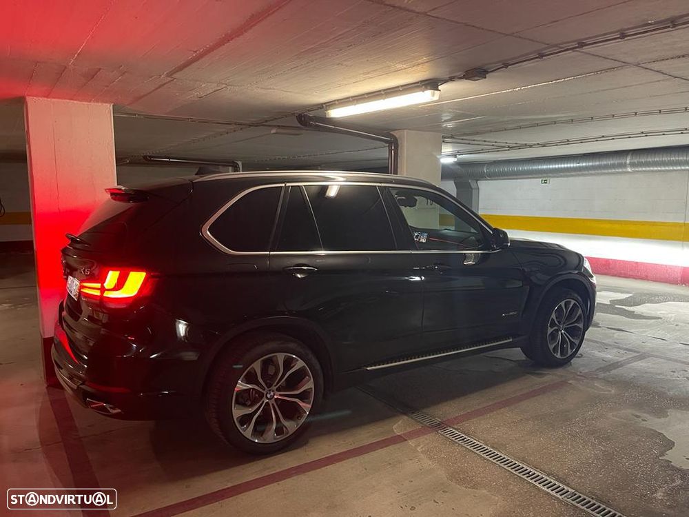 BMW X5 30 d xDrive Pack M 156g - 35