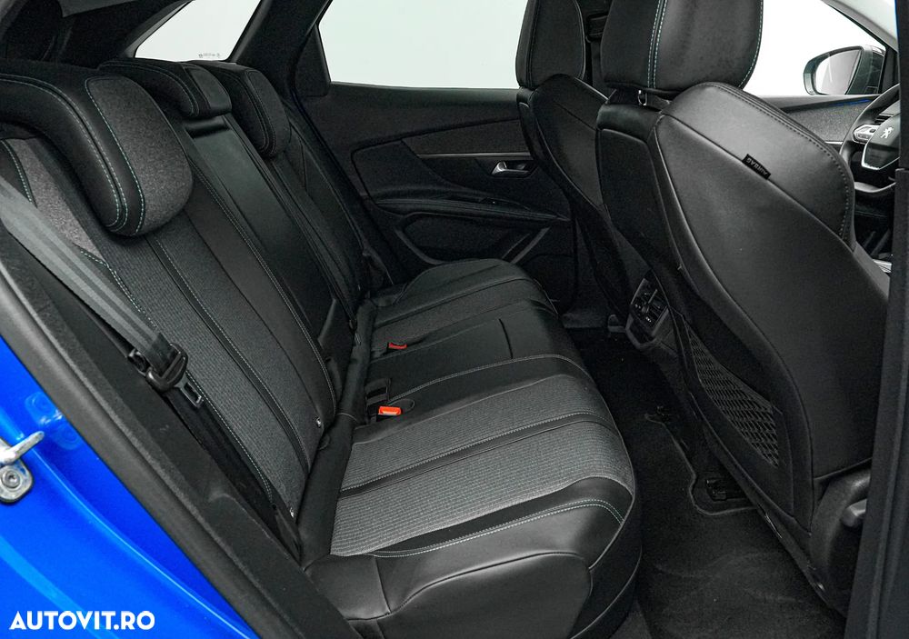 Peugeot 3008 PHEV 225 EAT8 Allure Pack - 17