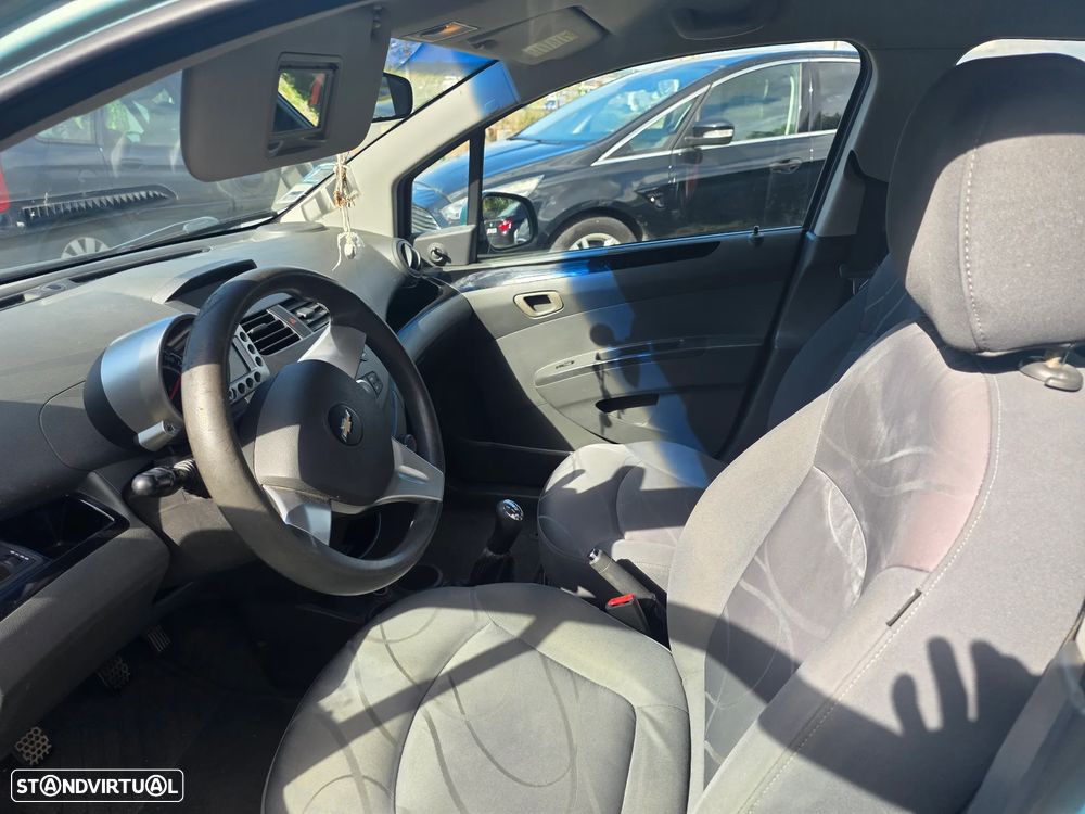 Chevrolet Spark 1.0 LS - 9