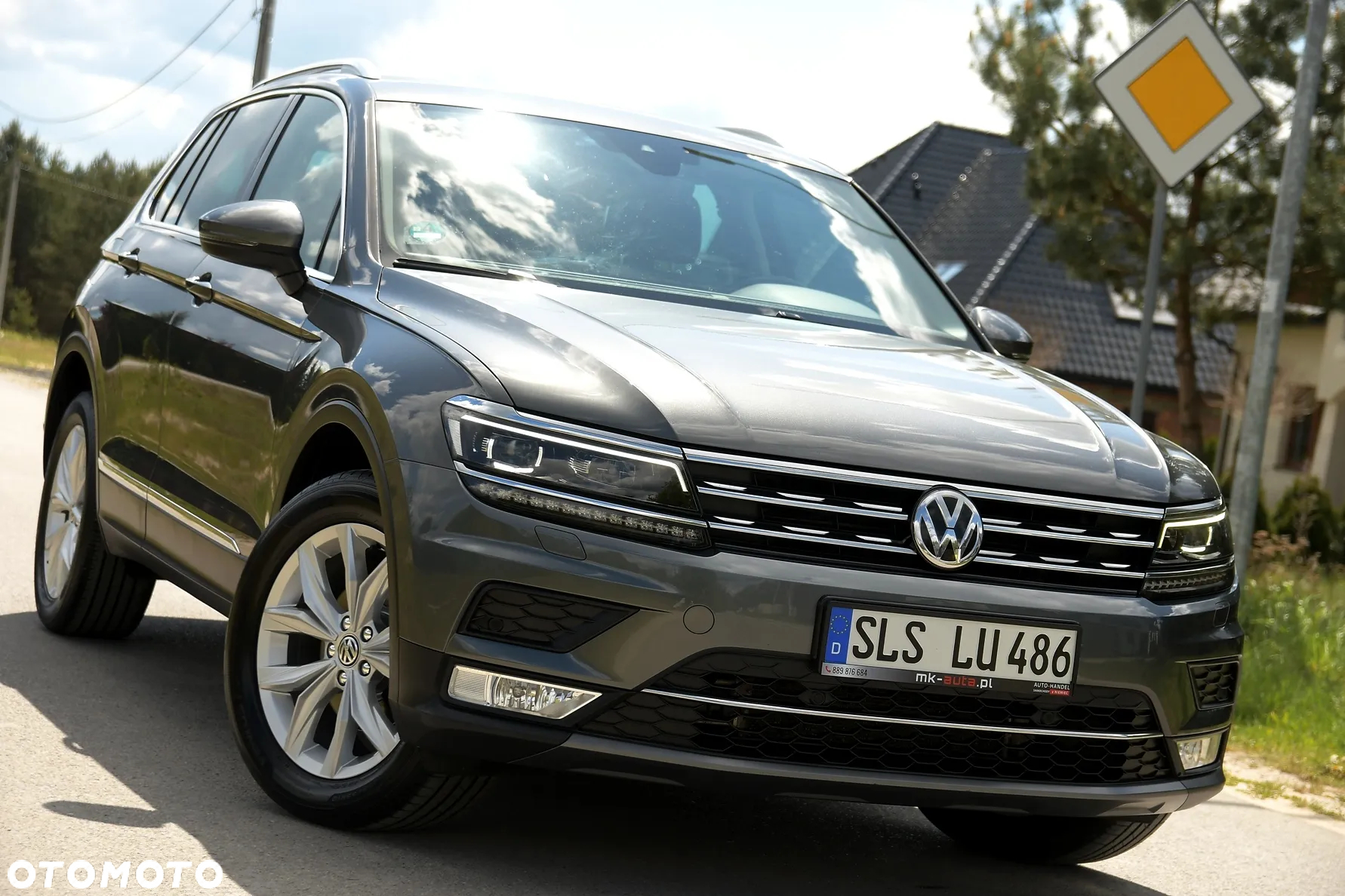 Volkswagen Tiguan - 2