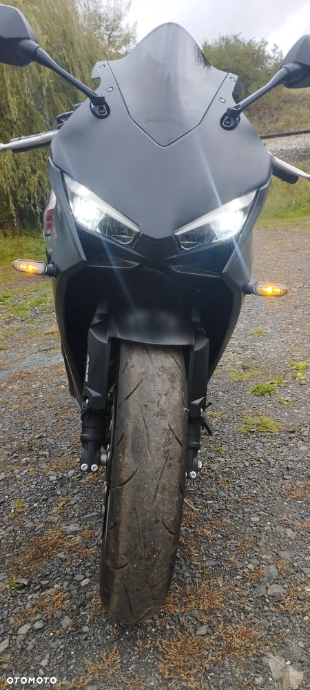 Honda CBR - 16
