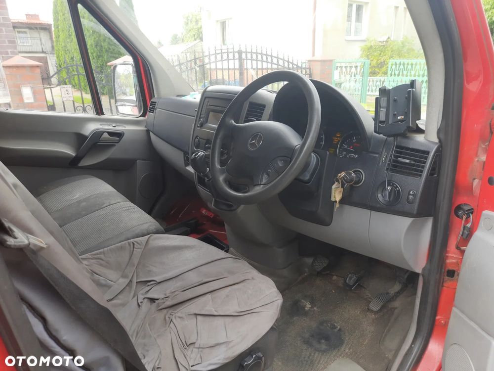 Mercedes-Benz Sprinter - 23