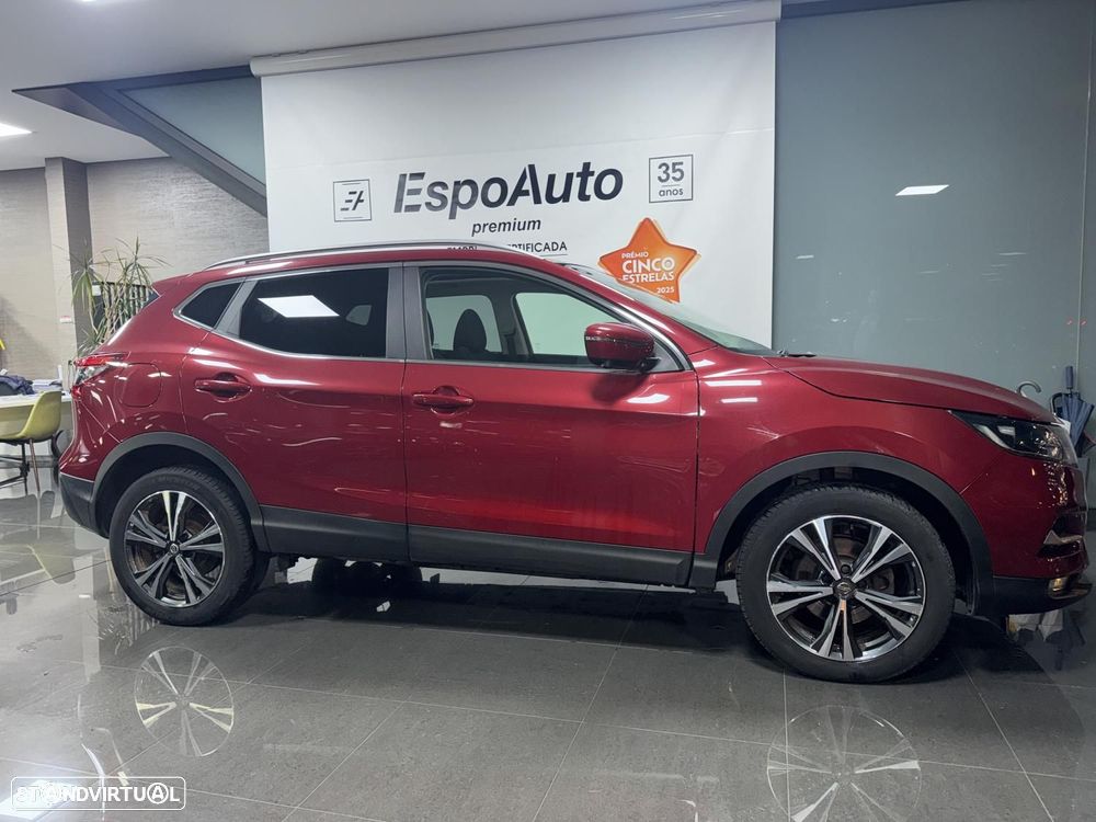 Nissan Qashqai 1.5 dCi N-Connecta J18 - 16
