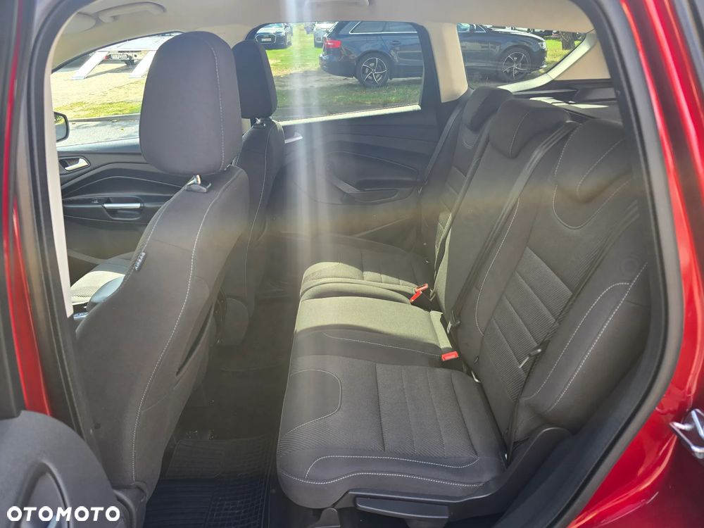 Ford Kuga - 14