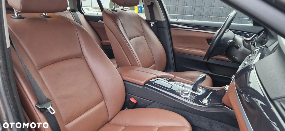 BMW Seria 5 520d Sport-Aut - 6