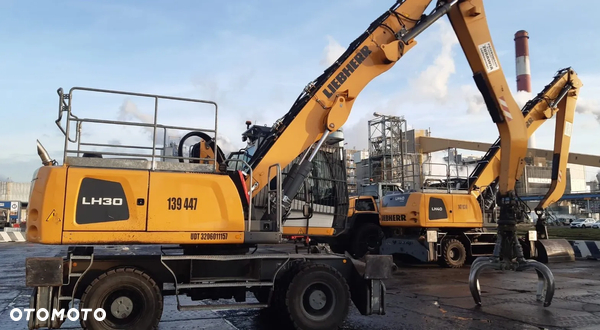 Liebherr LH 30 M
