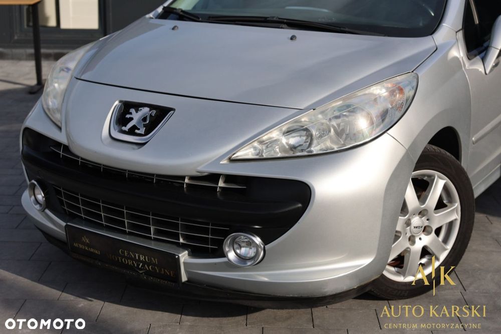 Peugeot 207 - 11