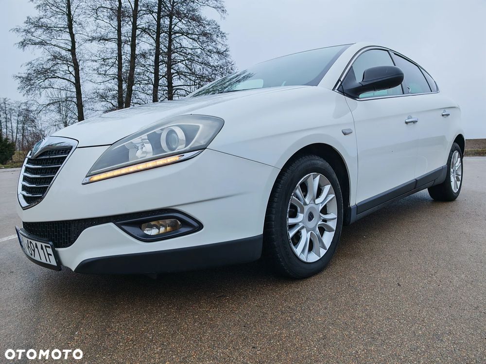 Lancia Delta 1.4 T-Jet 16v Oro - 24