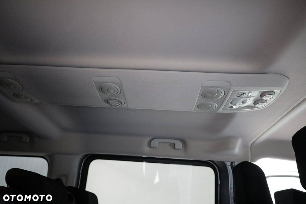 Opel Vivaro - 13