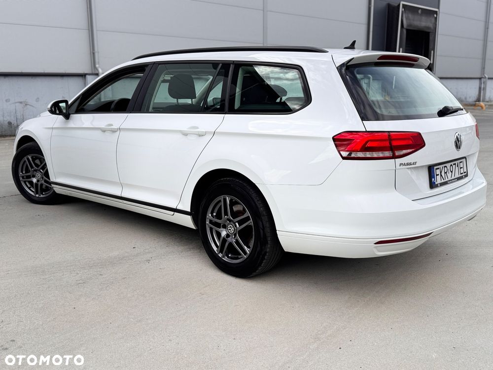 Volkswagen Passat Variant 2.0 TDI BMT SCR Trendline DSG7 - 12