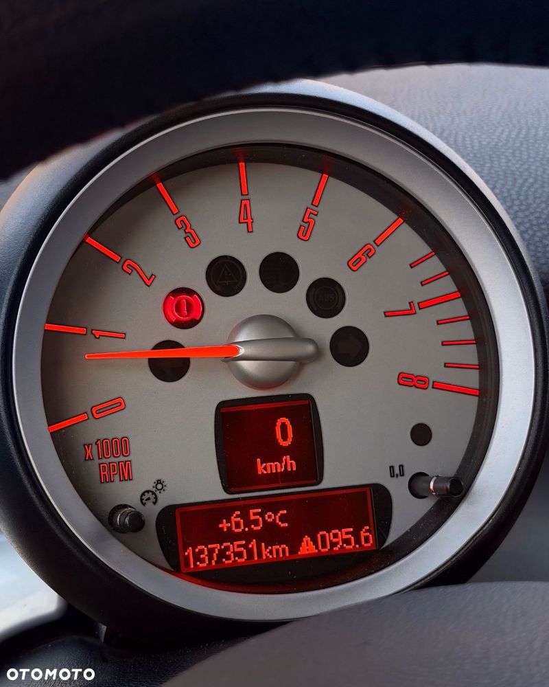 MINI ONE Standard - 19