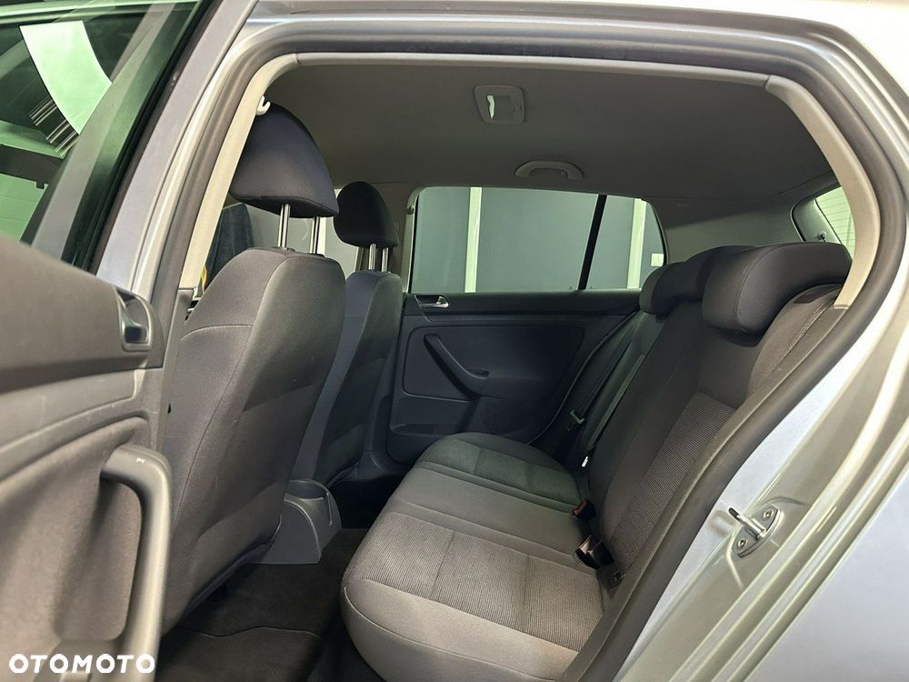 Volkswagen Golf 1.6 Trendline - 12