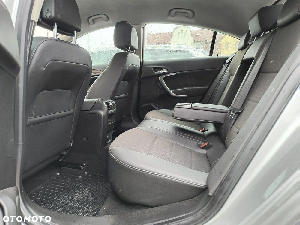 Opel Insignia 2.0 CDTI Active - 11