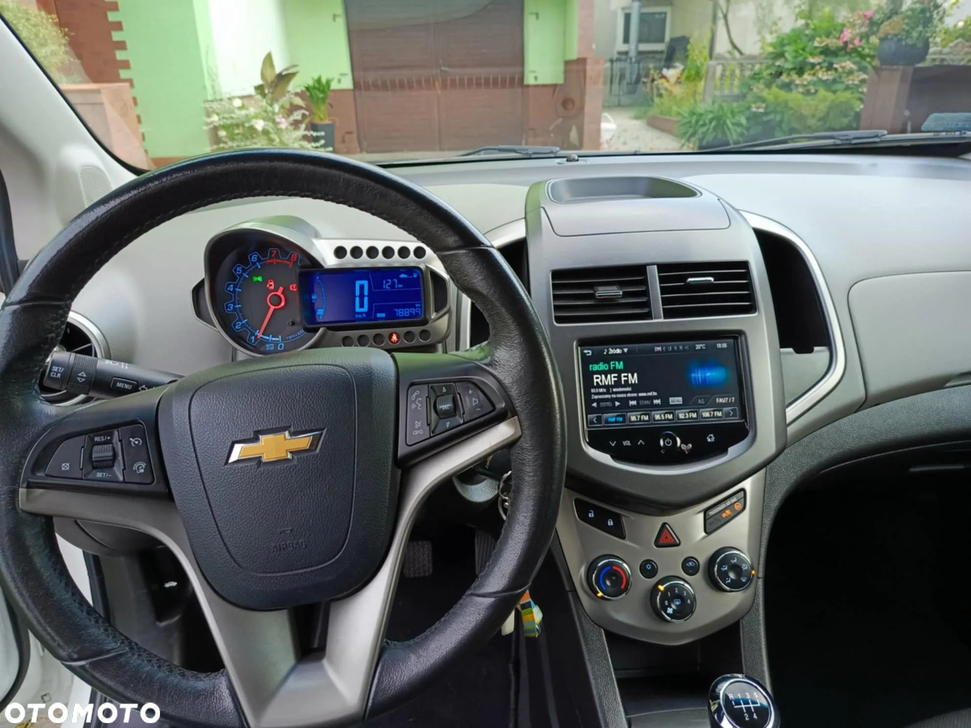 Chevrolet Aveo 1.4 16V LT - 9