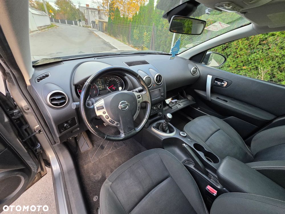 Nissan Qashqai 2.0 dCi 4 x 4 DPF tekna - 8