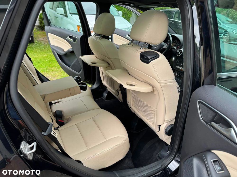 Mercedes-Benz Klasa B 250 4Matic 7G-DCT UrbanStyle Edition - 20