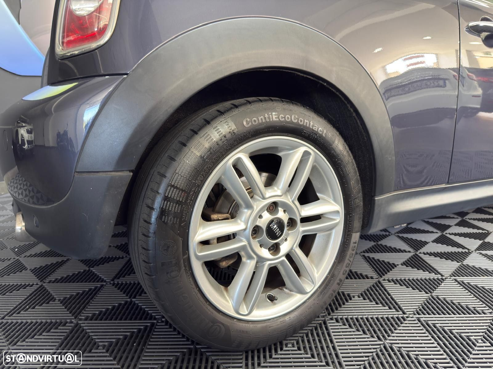 MINI 3 Portas Cooper D - 17