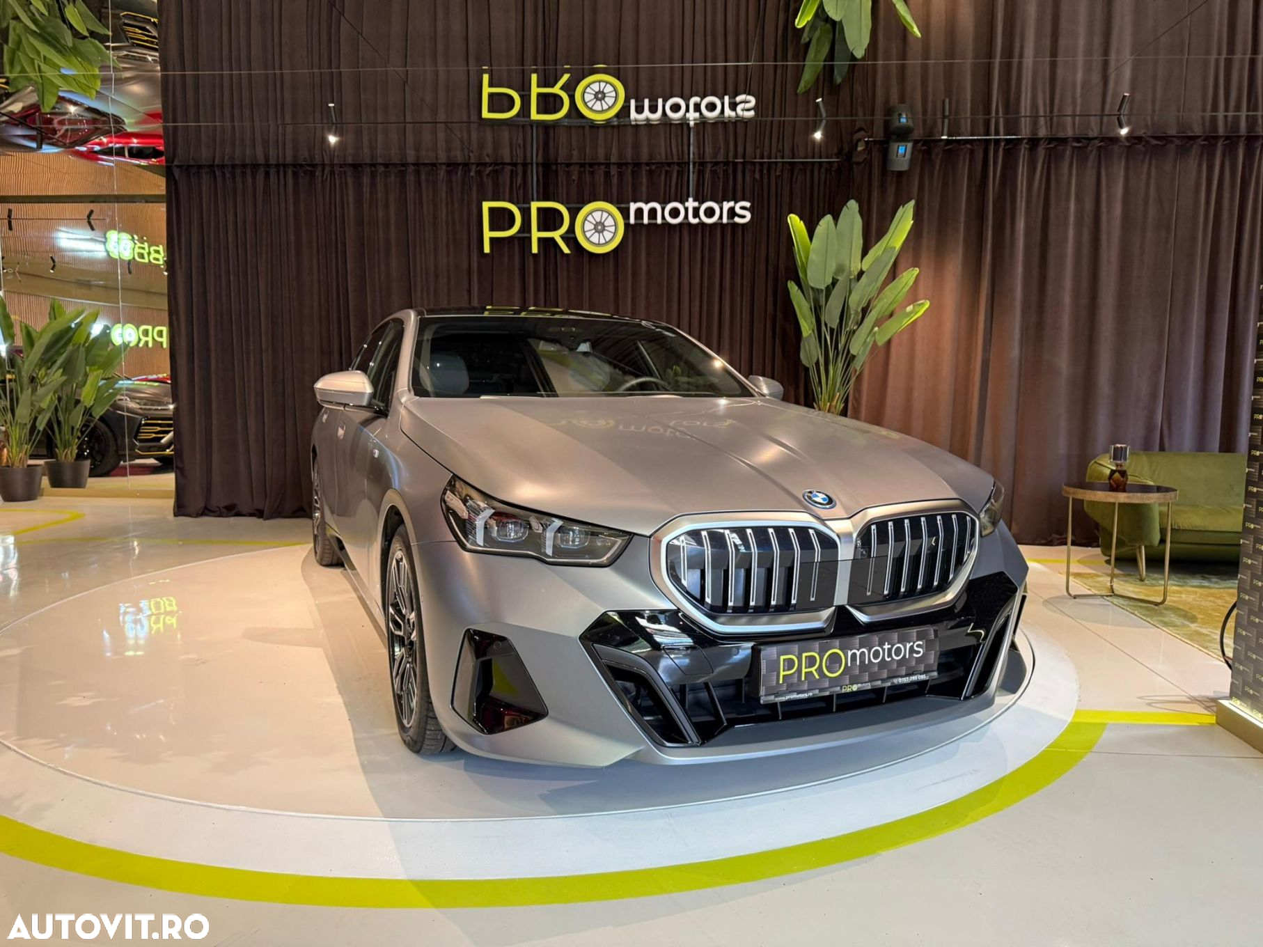 BMW Seria 5 550e xDrive AT PHEV - 3