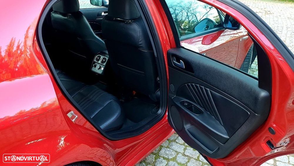 Alfa Romeo 159 2.4 JTDM 20V 4x4 TI - 19