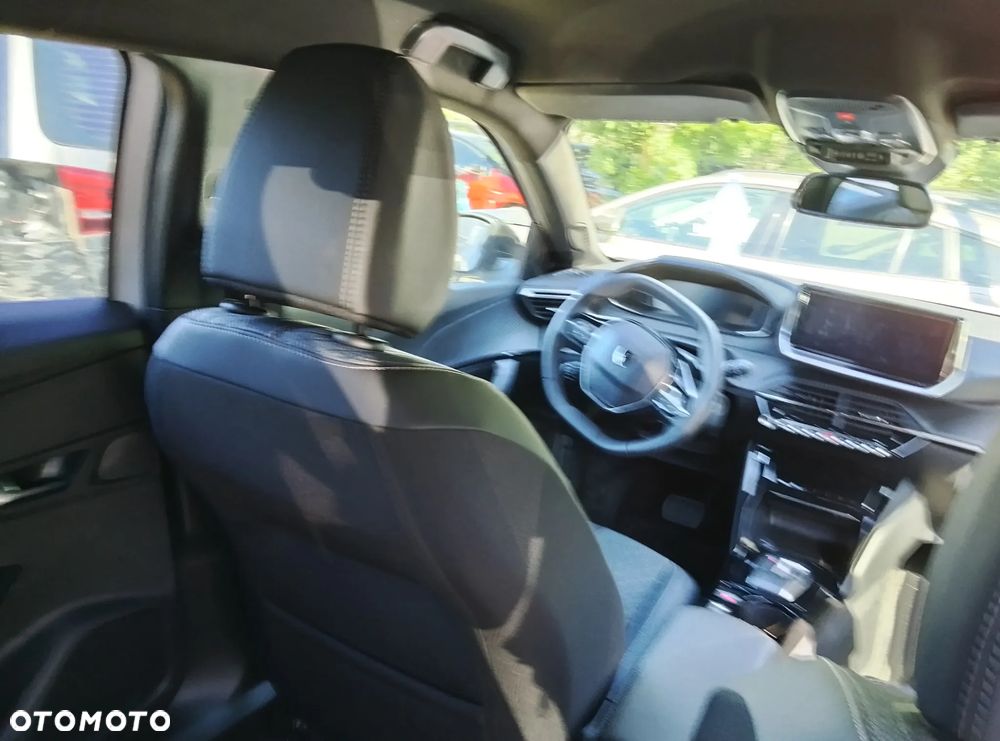 Peugeot 5008 1.2 PureTech mHEV GT S&S e-DCS6 - 7