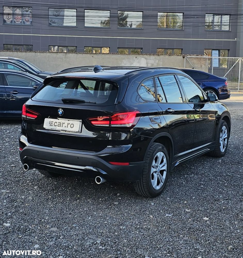 BMW X1 xDrive20i AT - 4