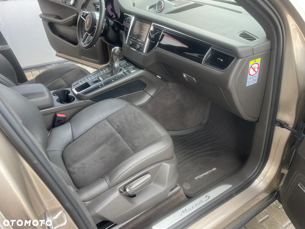 Porsche Macan - 9