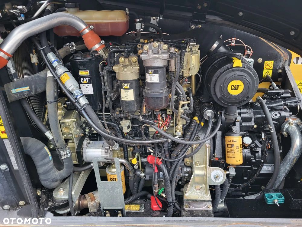 Caterpillar TH336C - 9