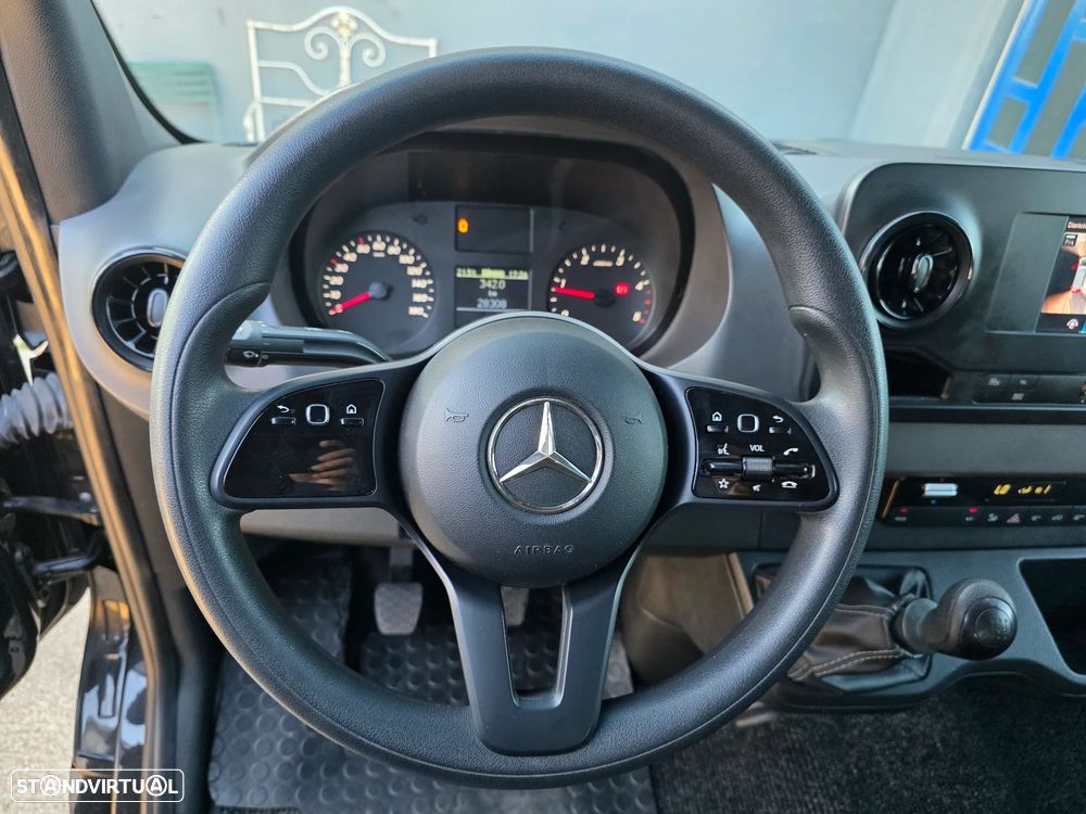 Mercedes-Benz Sprinter 316 CDI/43 TA Luxo - 17