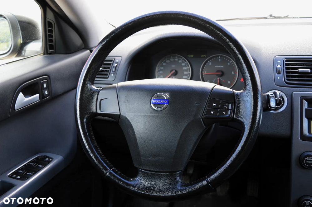 Volvo V50 2.0D Momentum - 22