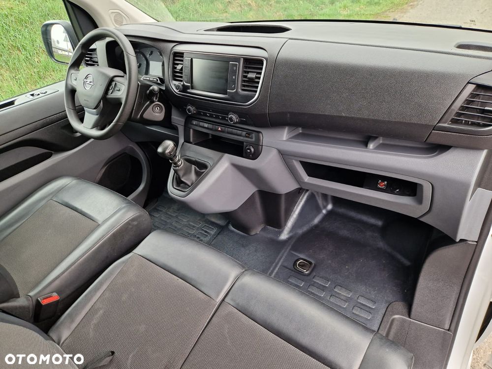 Opel Vivaro - 13