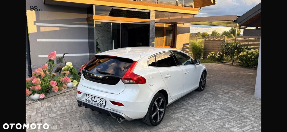 Volvo V40 D2 Geartronic RDesign - 6