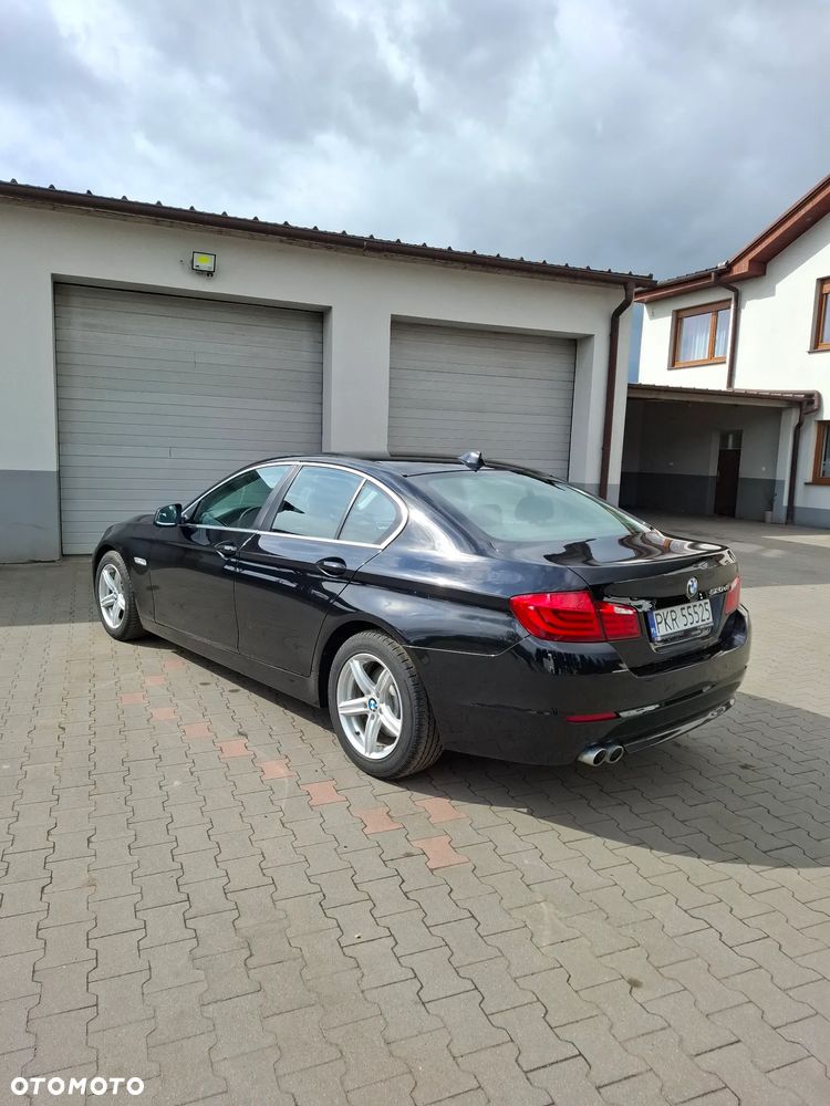 BMW Seria 5 520d Efficient Dynamics Edition - 6