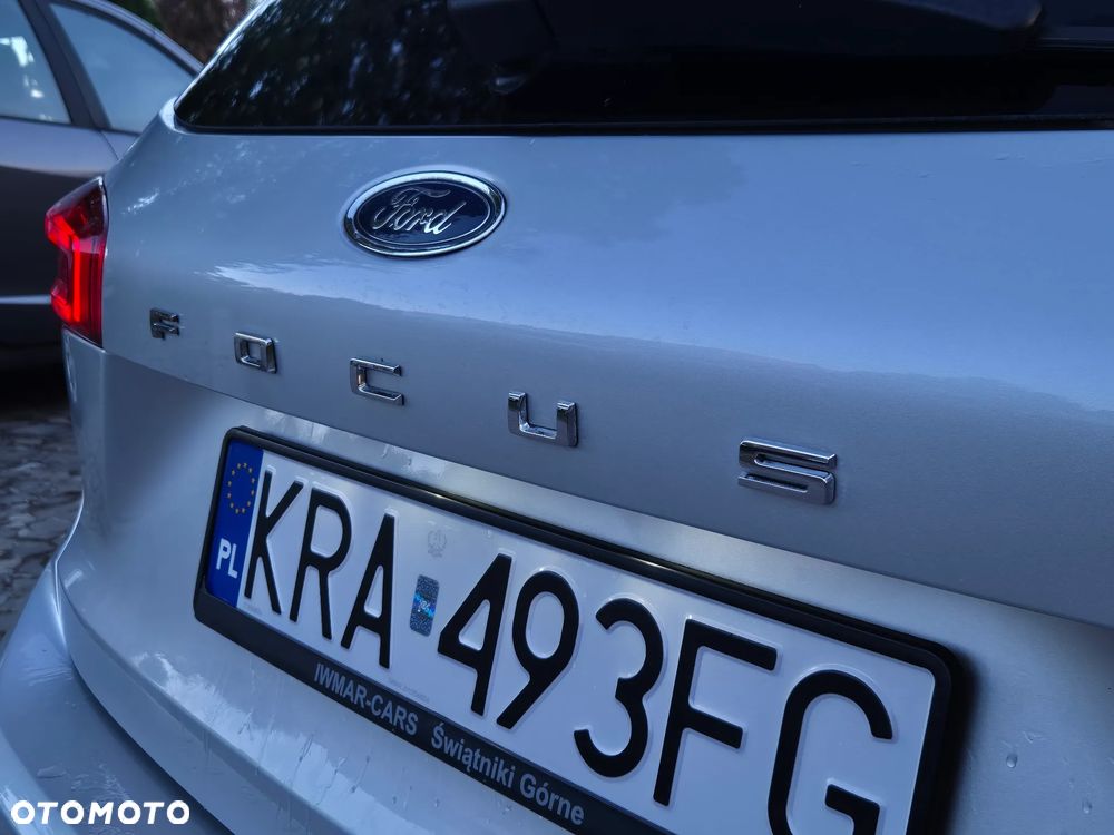 Ford Focus 1.5 EcoBlue Start-Stopp-System TITANIUM DESIGN - 38