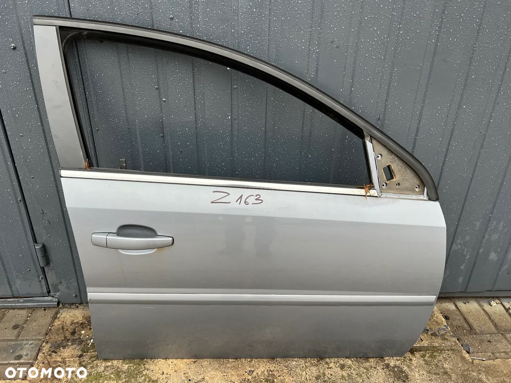 OPEL VECTRA C SIGNUM  drzwi przednie przód prawe Z163 - 1