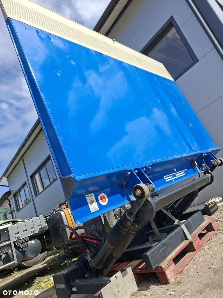 Mercedes-Benz ATEGO - 22