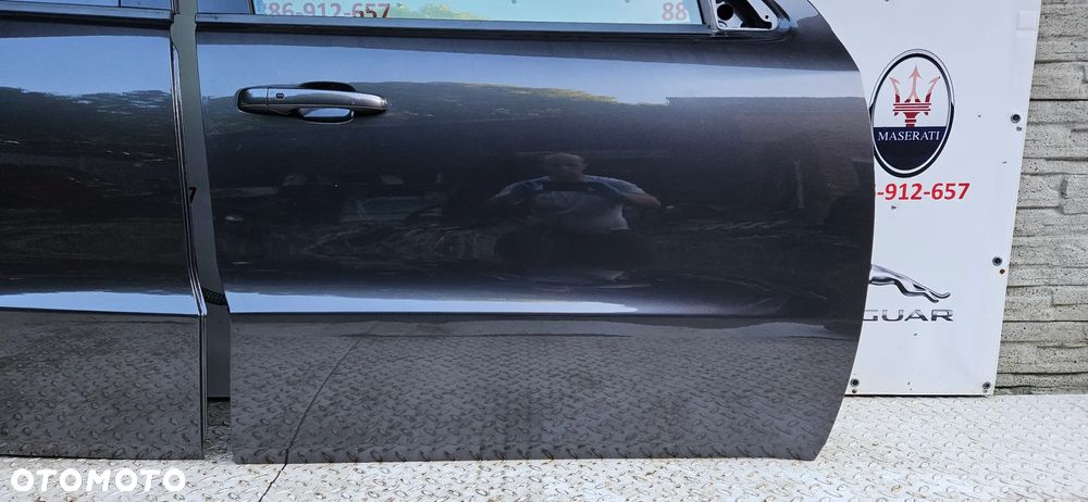 Dodge Durango III LIFT 2017- Kompletne drzwi przód prawy Drzwi przednie prawe  lub Drzwi tył prawy Drzwi tylne prawe Kolor PAU  Oryginalna warstwa lakieru - 5