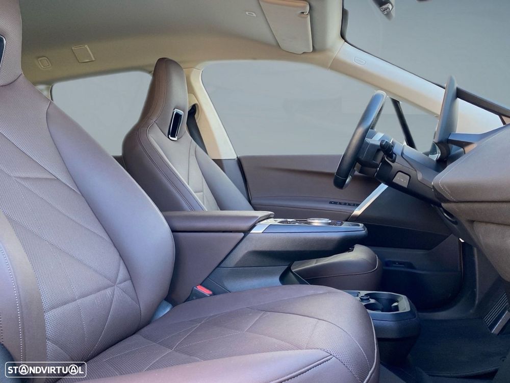 BMW iX xDrive 40 - 18