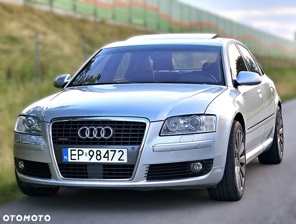 Audi A8 4.2 Quattro - 39