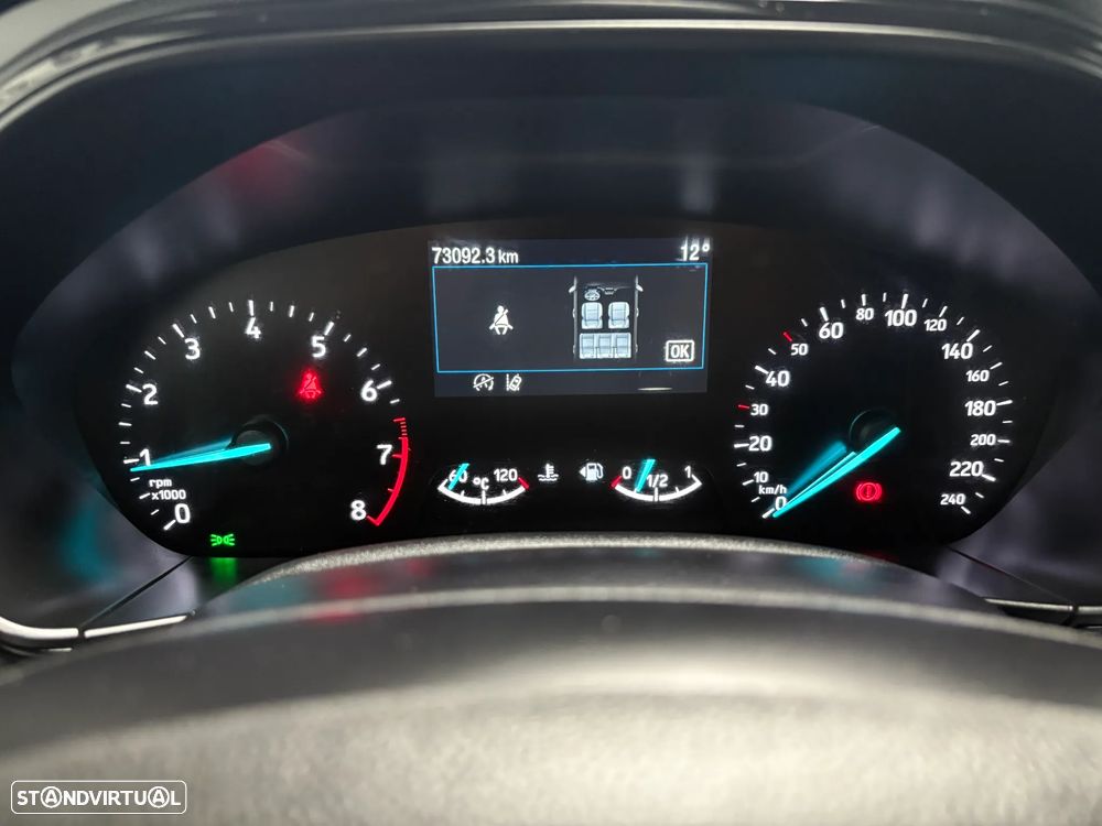 Ford Focus SW 1.0 EcoBoost S&S ST-LINE DESIGN - 10