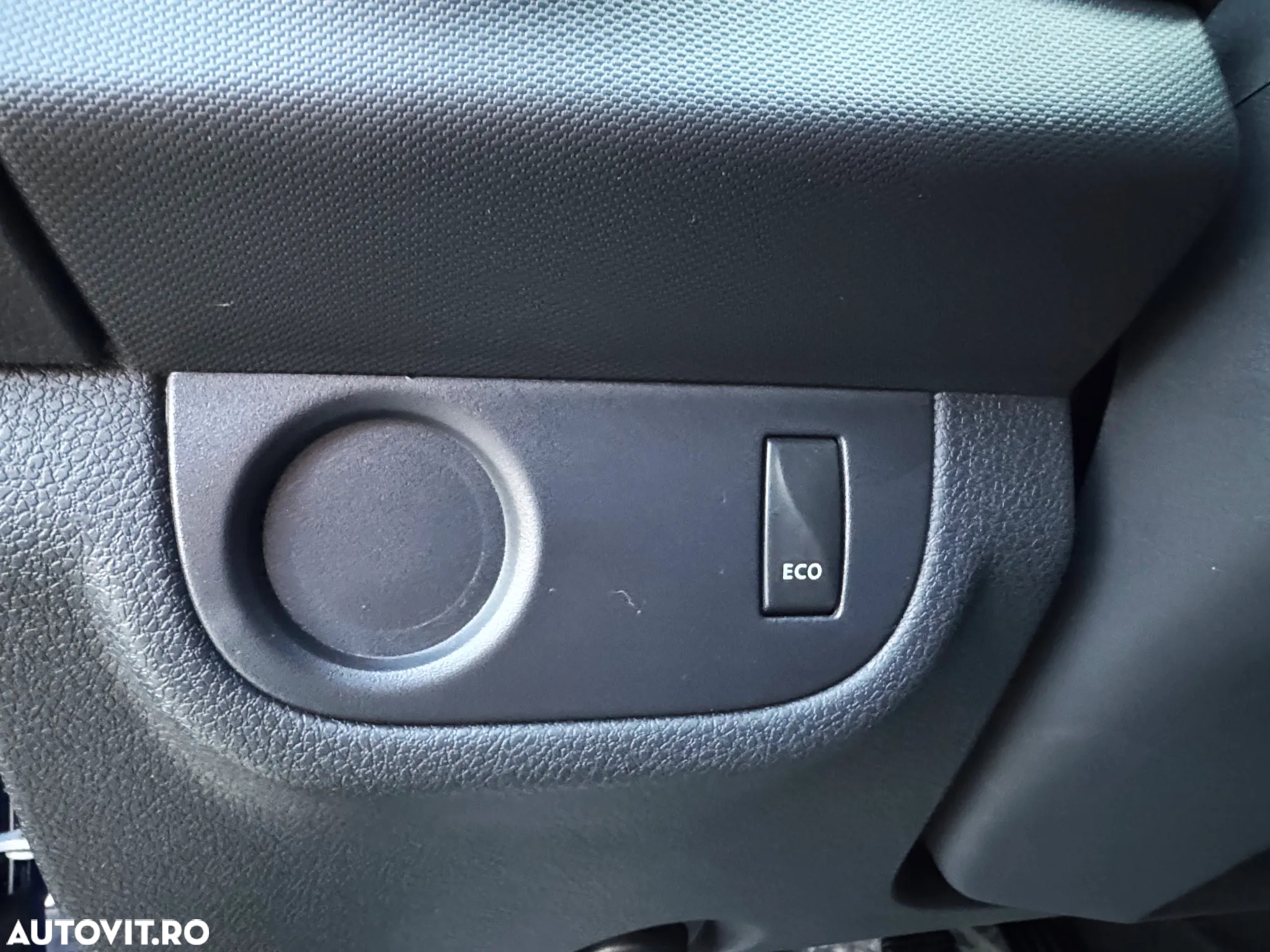 Dacia Logan 0.9 TCe Laureate - 13