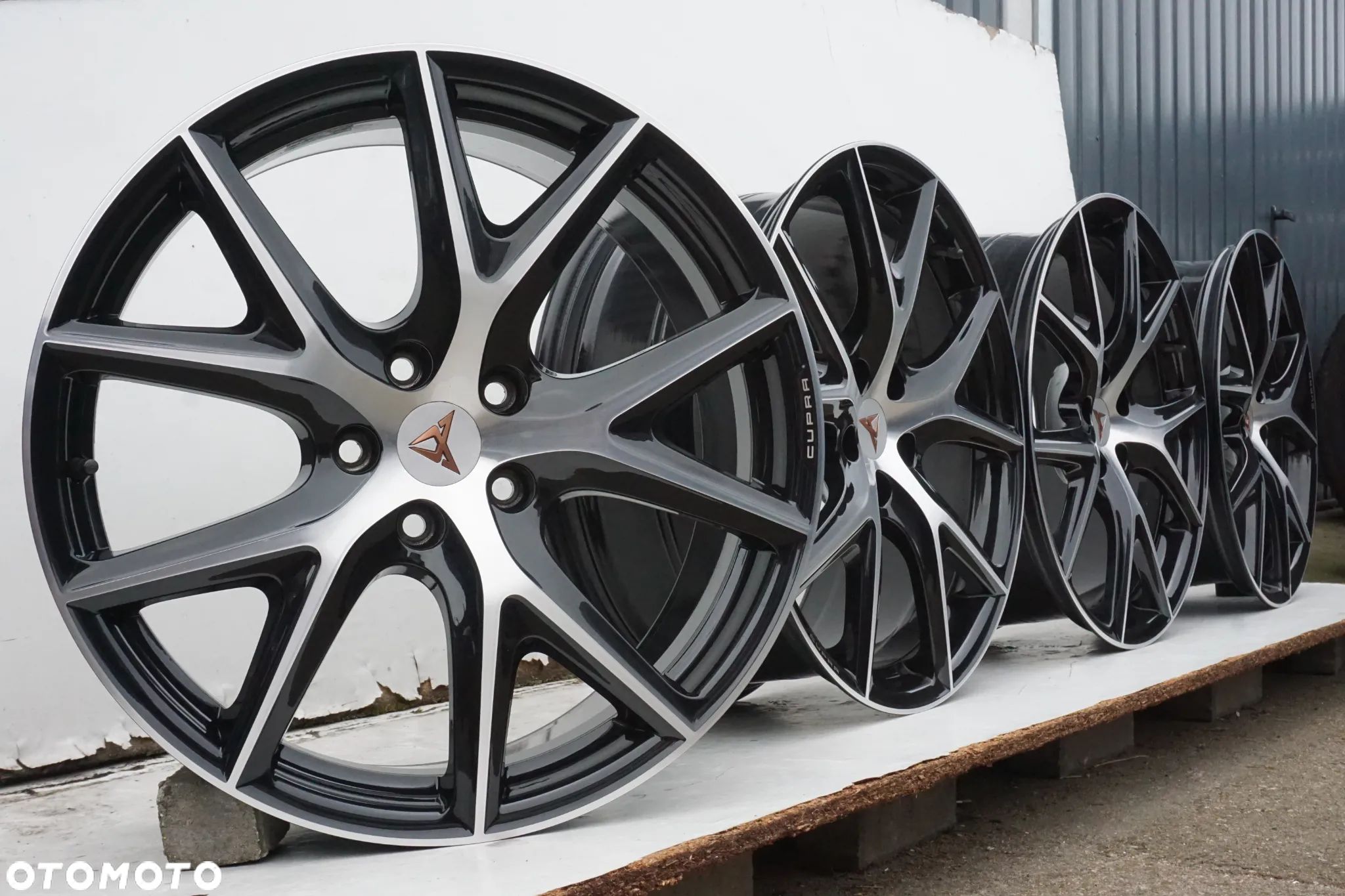 Seat Cupra 5x112 19 8J et45 stan bdb- - 1