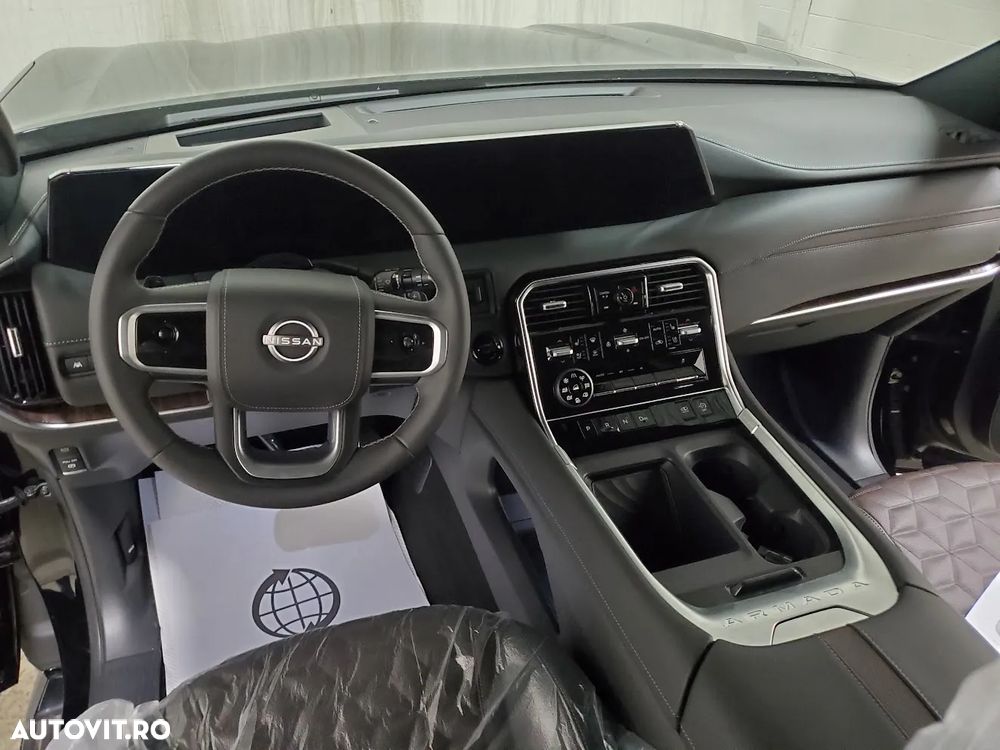 Nissan Armada - 2